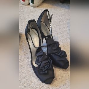 Nine West "Lady" Pump